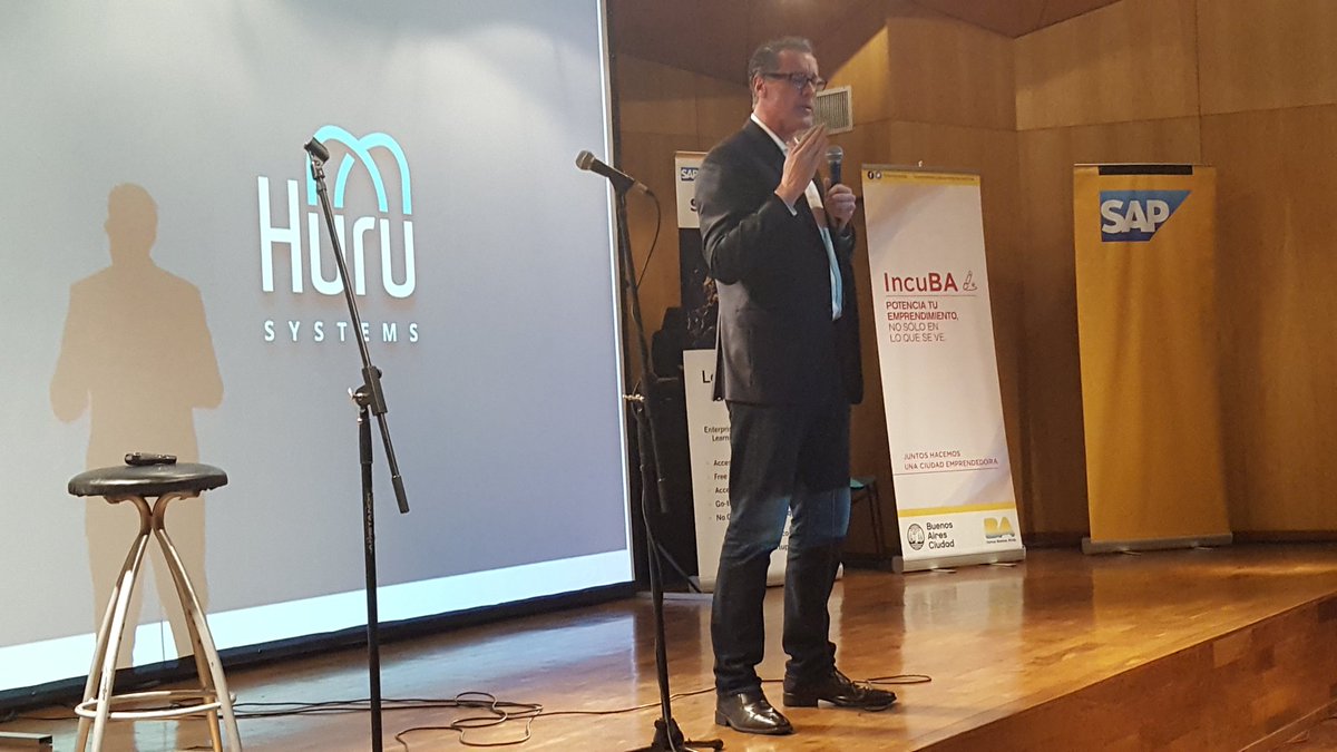SilvinaLive's tweet photo. Ian Nazzari de Huru Systems en vivo ๐ค #SAPStartupFocus @SAPLatinAmerica @SAPStartups https://t.co/DppgS1QUWn