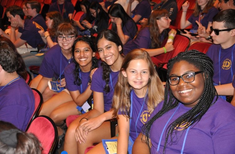 Scialater's tweet photo. Easily the best part of #NJCL2016 was getting to know these lovelies better ❤️❤️❤️ https://t.co/6EsqH65H7N