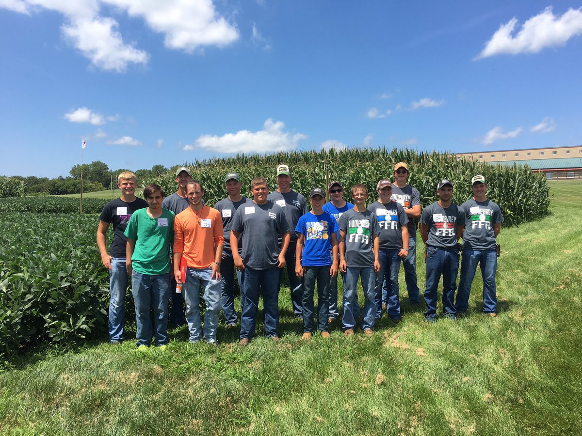 UNL_CropWatch's tweet photo. Congrats Colfax county #4H and Humphrey #FFA on qualifying for regional #scoutcomp16 to rep. #UNL https://t.co/1mWGUOlF5b via @bvandewalle2