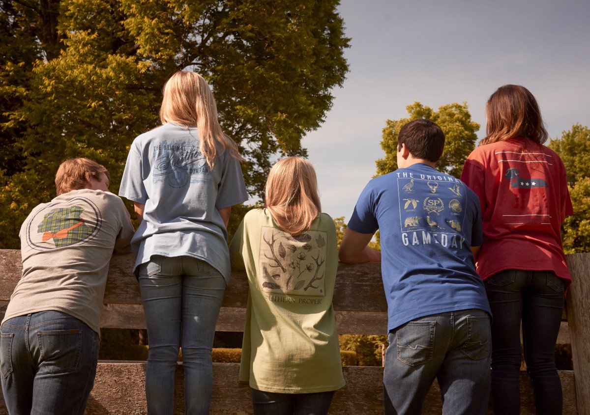 SoProService's tweet image. We're ready for fall nights spent in brand new tees! #signsoftheseason ow.ly/xLNy302RcSl