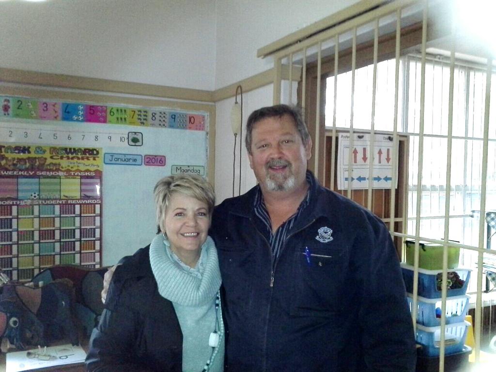 RuggaKids's tweet photo. Neels Brits, founder of Rugga Kids, photographed here with Elmarie van der Westhuizen, owner of Lekker Leer. https://t.co/rnjgYkllUl