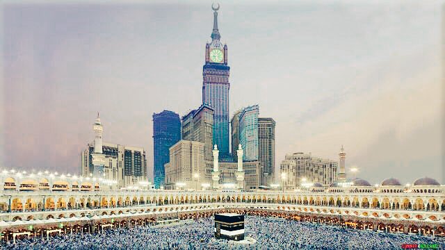 Bahrawy___'s tweet photo. اللهُـم مكه وزِحَامِهـا و سكيِنَتُهـا...🕋♡ https://t.co/EoDlu7jnVL