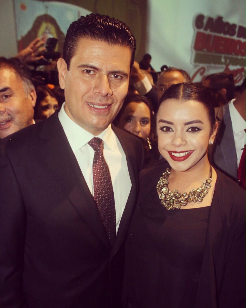SaraiArango's tweet photo. Mi agradecimiento y admiración para @miguelalonsogob por cumplirle a #Zacatecas Felicidades Gobernador #6InformeZac https://t.co/3Qz6Ej4Een
