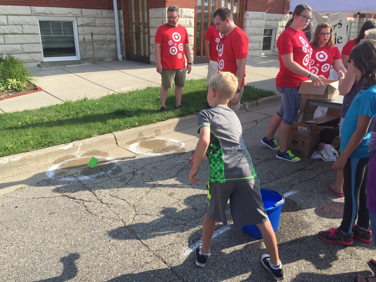 hoorayforkyle's tweet photo. Having fun at #NNO2016 in Janesville with the 809 crew!  #g196supportsnno @domcolosimo @TGTScheuer @ShaneKindred https://t.co/N9wBRRDOc7
