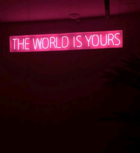 SoyPhoebeGrey's tweet image. «There is no one like you and that's your power» 

No soy nueva por aquí pero quiero refrescar mi TL ¿RT?👇