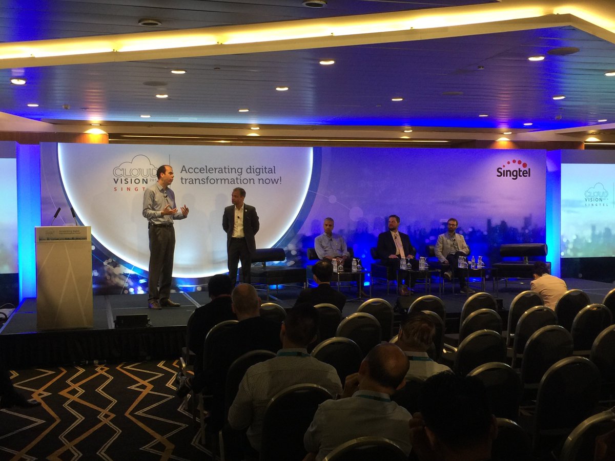 cloudvision2016's tweet image. Cloud Technology start-up showcase. @singtel #cloudvision2016