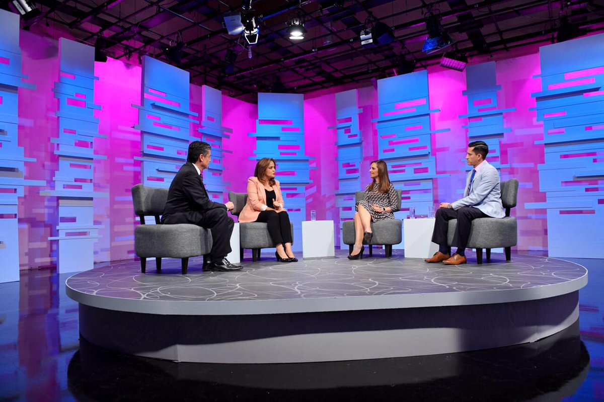 AnaLiliaHerrera's tweet photo. Soy una convencida que la educación tiene que ser factor de movilidad social en México.
#EntrevistasMXQ @MXQnoticias https://t.co/PjIVplNRLI