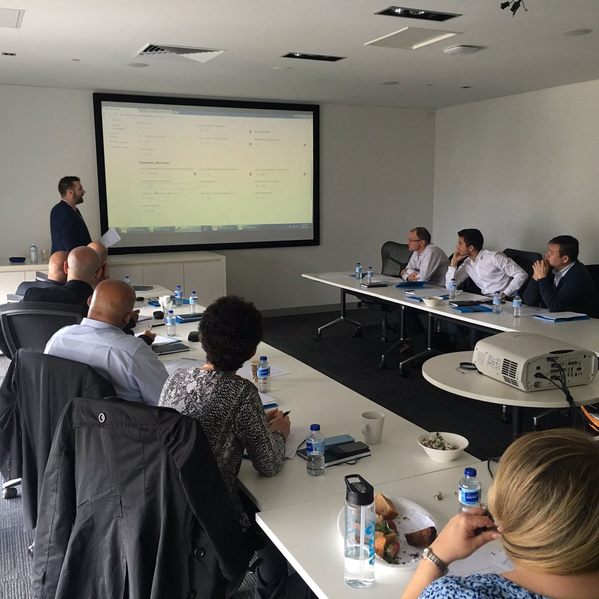 Mick_Petidis's tweet photo. ANZ VIC BDMs at it again with training! #masterclasstraining #anzbdm #towerII https://t.co/xvZGbMmxlf