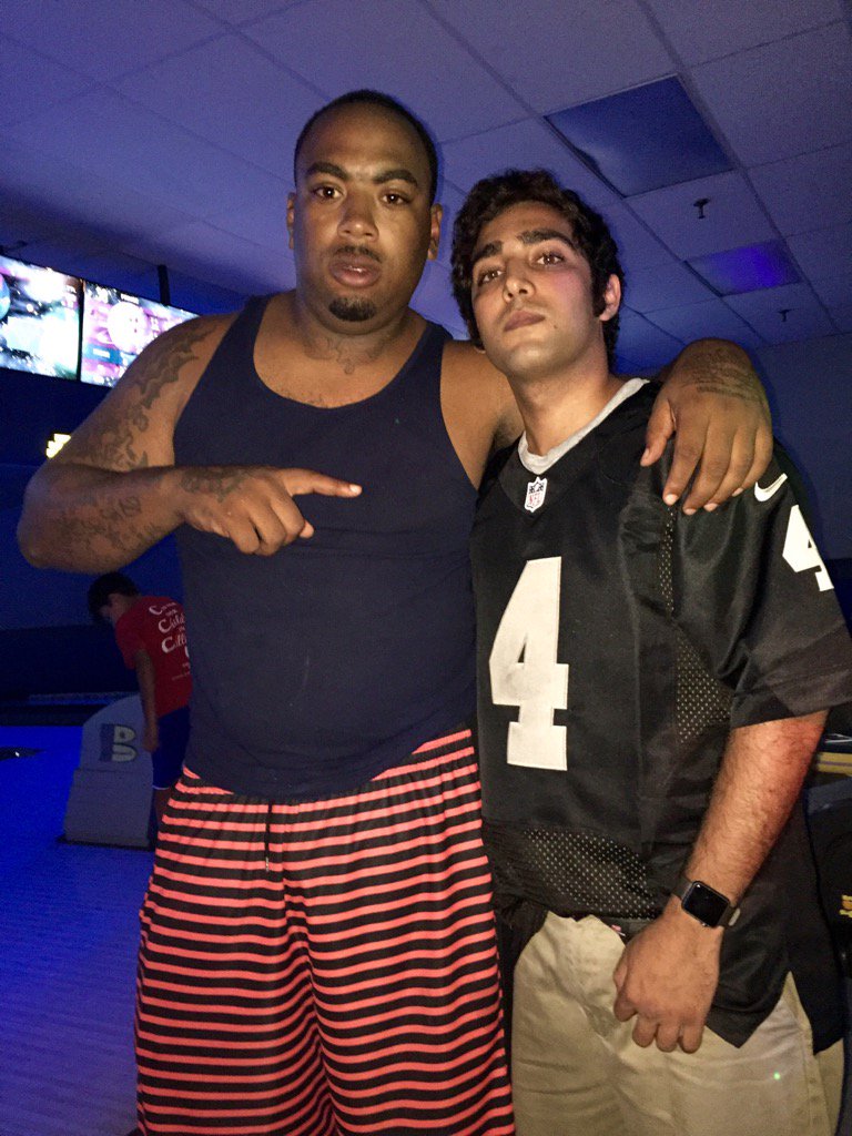 KingSid901's tweet photo. Yuhhhhh bowling with OG Boo Dirty! #FuckHoeGotti https://t.co/FuD9jXBO69