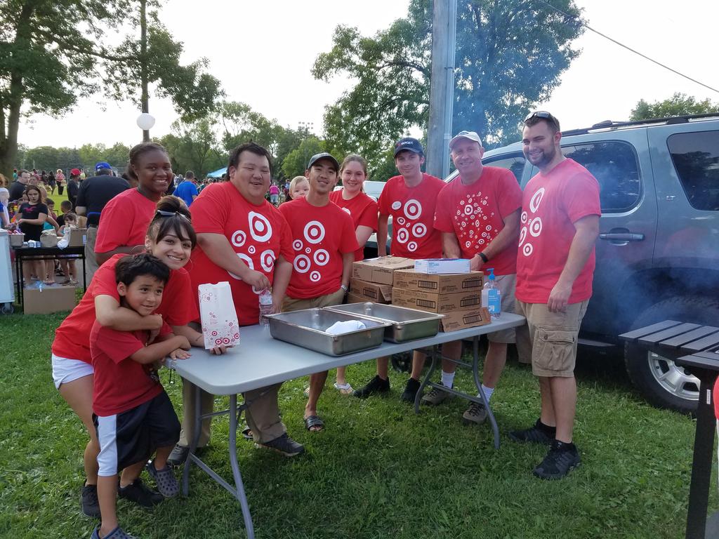 Having a blast at National Night Out! #T68givingback #D102bestincommunity #NNO <a href="/HallUb92761/">Randy Hall</a> <a href="/jd5253/">Jake D</a> <a href="/cjdoering/">a</a>