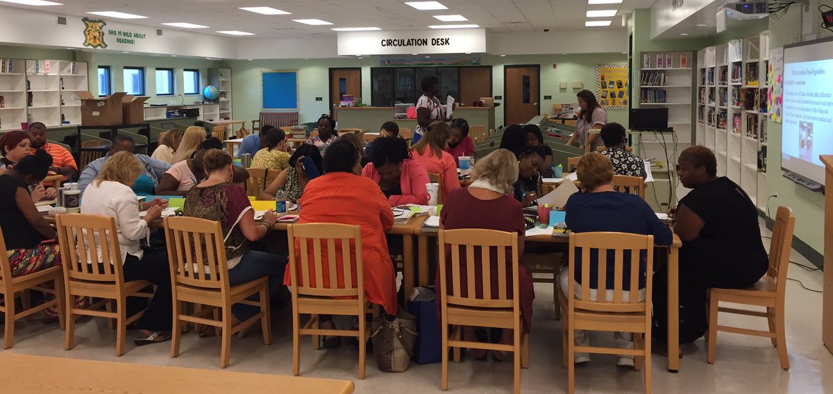 ScarboroughMS1's tweet photo. Teachers @ScarboroughMS1 collaborate during professional development. Led by Tivella Davis and @BarclayHarle. https://t.co/7uPkkk6noD