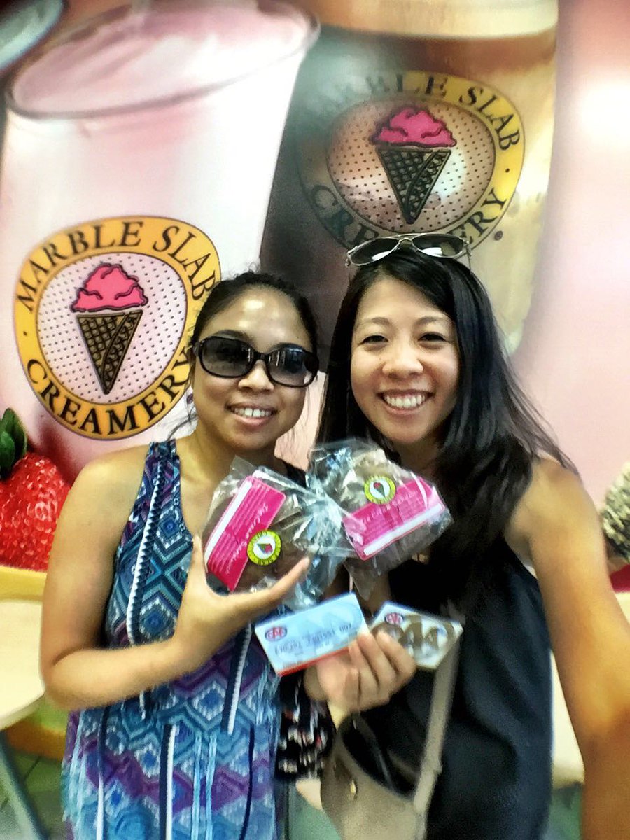 farahng's tweet photo. Best free ice cream sandwich w @tinatywong @CAASCO @MarbleSlabCan #NationalIceCreamSandwichDay #gooddaysbetter https://t.co/rUtSHvxRNE