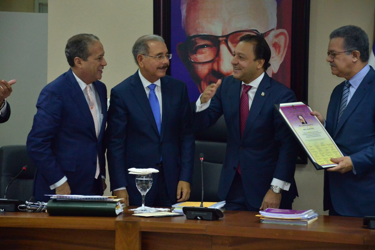 Gracias al Comité Político del <a href="/PLDenlinea/">PLD</a> por reconocer nuestra labor de 6 años en la Presidencia de <a href="/DiputadosRD/">Cámara de Diputados de la República Dominicana</a>