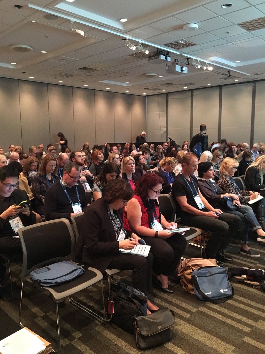 rexster's tweet photo. Full house at my session on Organic Innovation at #ahrinc https://t.co/a8bSHwa0wS
