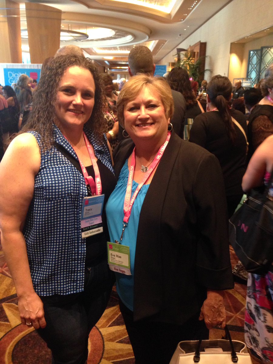 RegerEvamae's tweet photo. #avonrepfest16
Tracy Nava # 1 sales and sales increase Dist.1705 ! Go Tracy! https://t.co/omgsAbQR4s