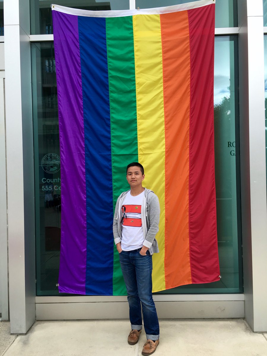 Hello everyone!
Welcome to <a href="/theLavenderO/">Lavender.O</a>, a mobile app that strives to connect queer youth together! #LGBT #youth