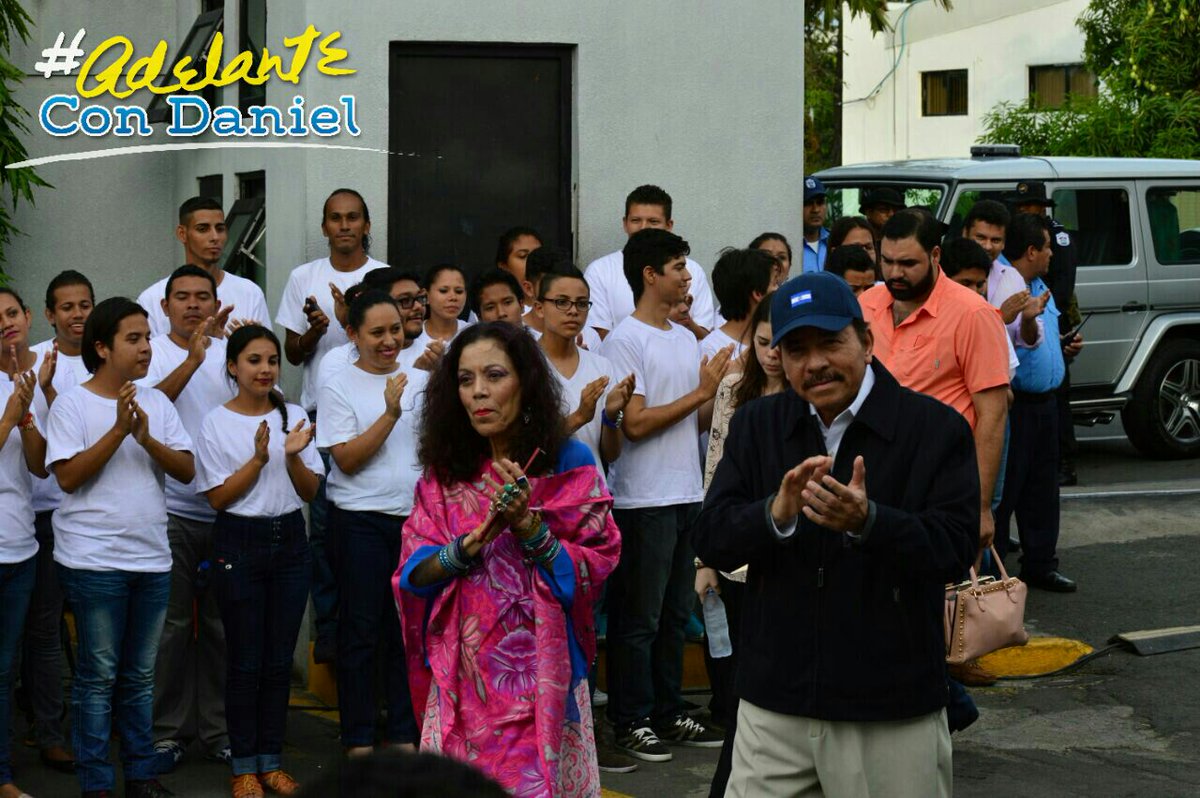 #DanielyRosario2016 Fórmula presidencial del FSLN - Unida Nicaragua Triunfa!
#AdelanteConDaniel
 #Elecciones2016