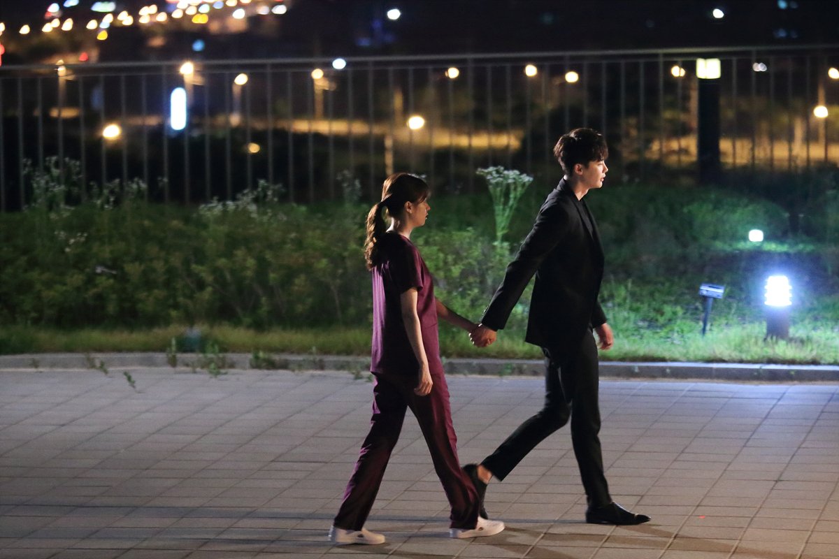 Между двух миров 3 4. Параллельные миры сериал корея. Дорама меж двух миров/ параллельные миры/ w. Между двух миров 3 4. Параллельные миры дорама.