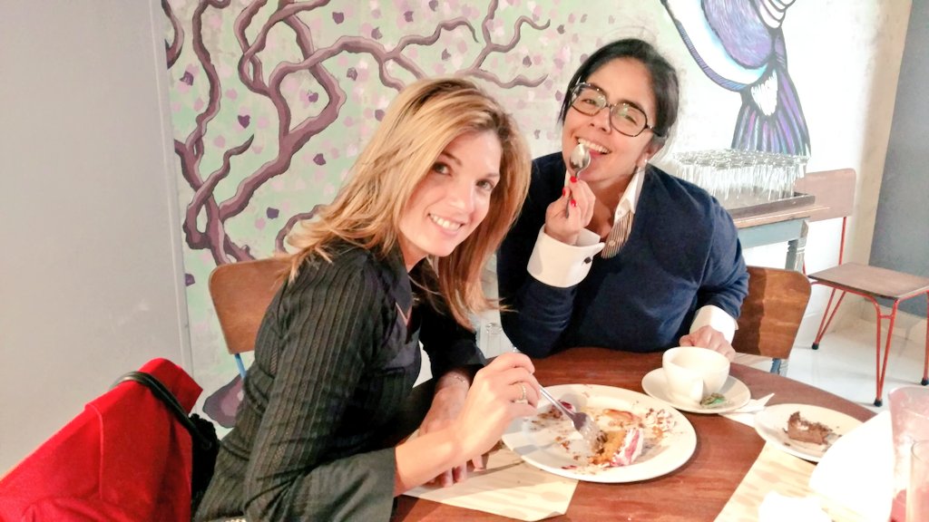 Acabando con el postre. Con la mejor compañía!!!!@AlexPumarejoFC