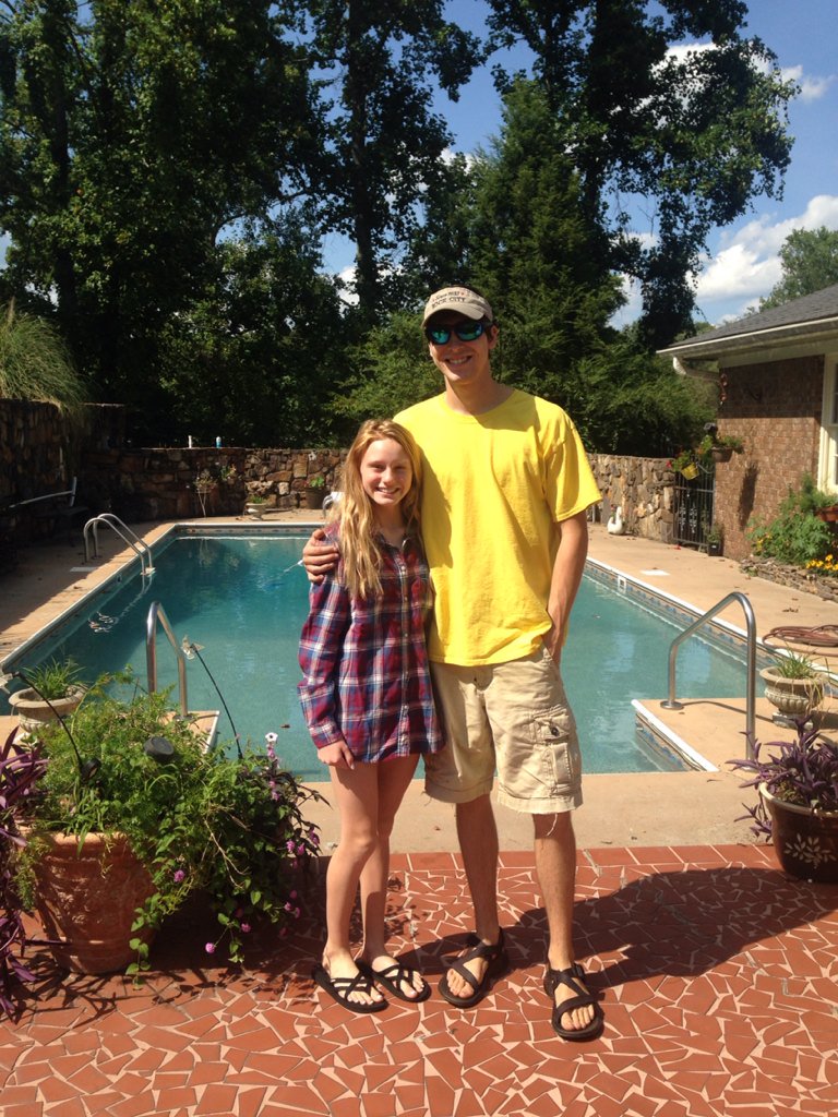 light_missy's tweet photo. #MeaganKathrynPaige and WilliamBlakeTaylor #family https://t.co/kK1KYQcmEn