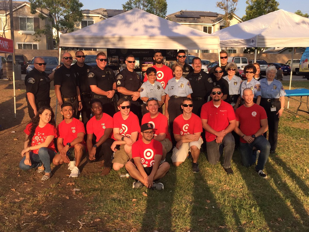 Thank you <a href="/FPDPIO/">Fullerton PD</a> and <a href="/Target/">Target</a> 1418, 293, and 1383 for a very successful #NationalNightOut
