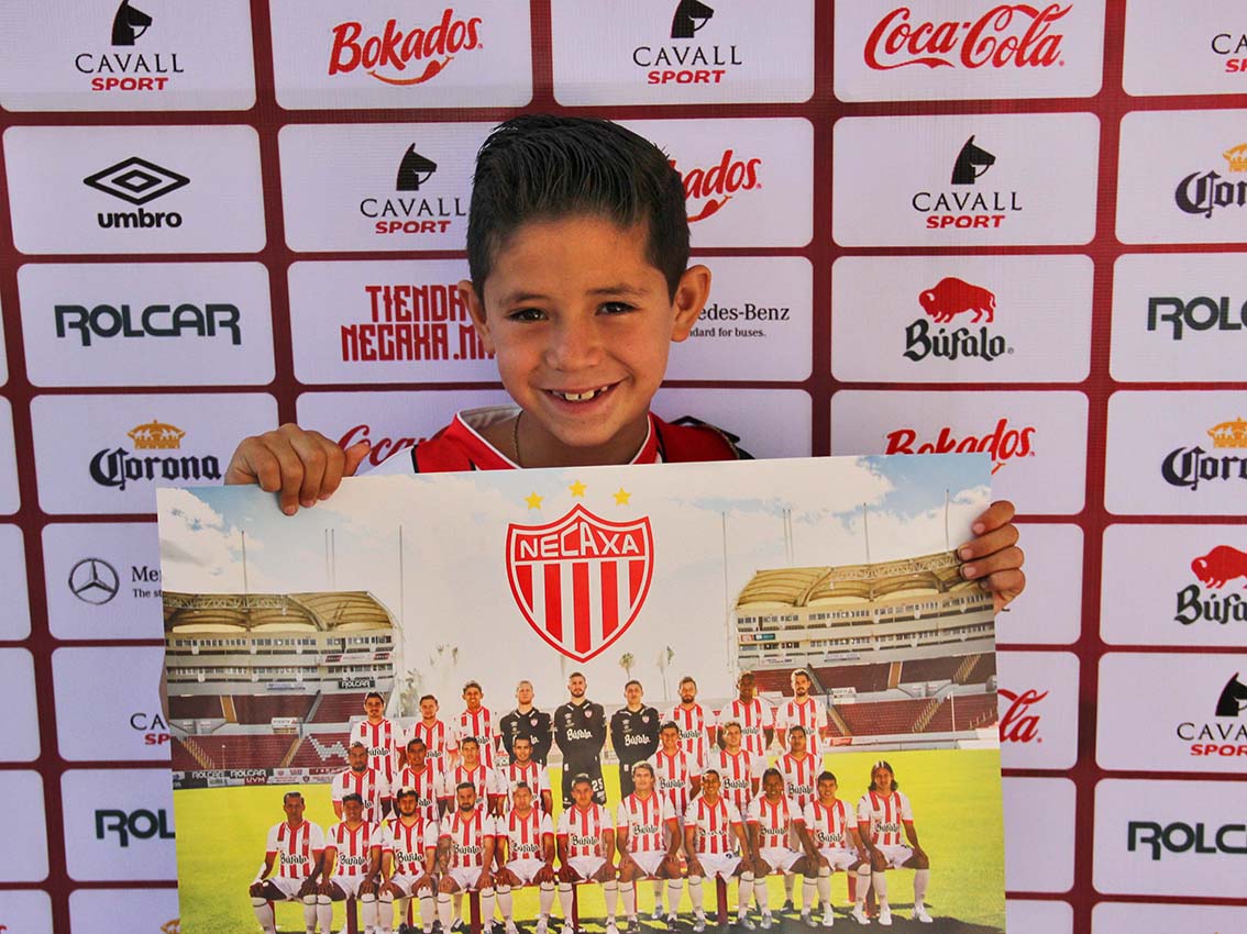 ClubNecaxa's tweet image. Alegría en Casa Club con la visita de los niños del #HospitalHidalgo #RayosDeLuz bit.ly/2aHbapE