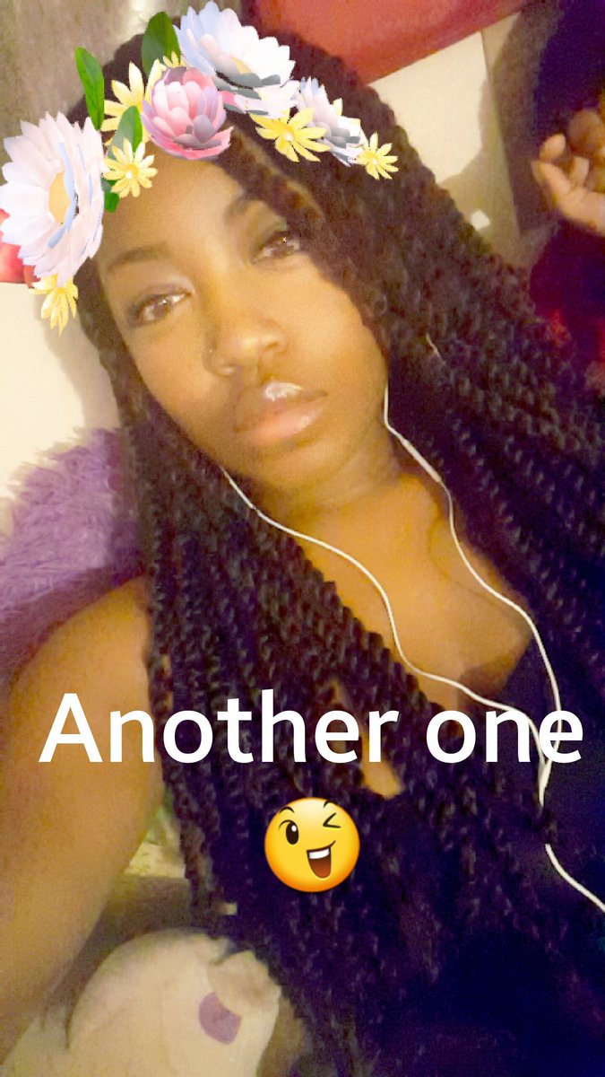 DestinyTamia's tweet photo. Cause I never post pictures .... https://t.co/tdLbDYSNUZ