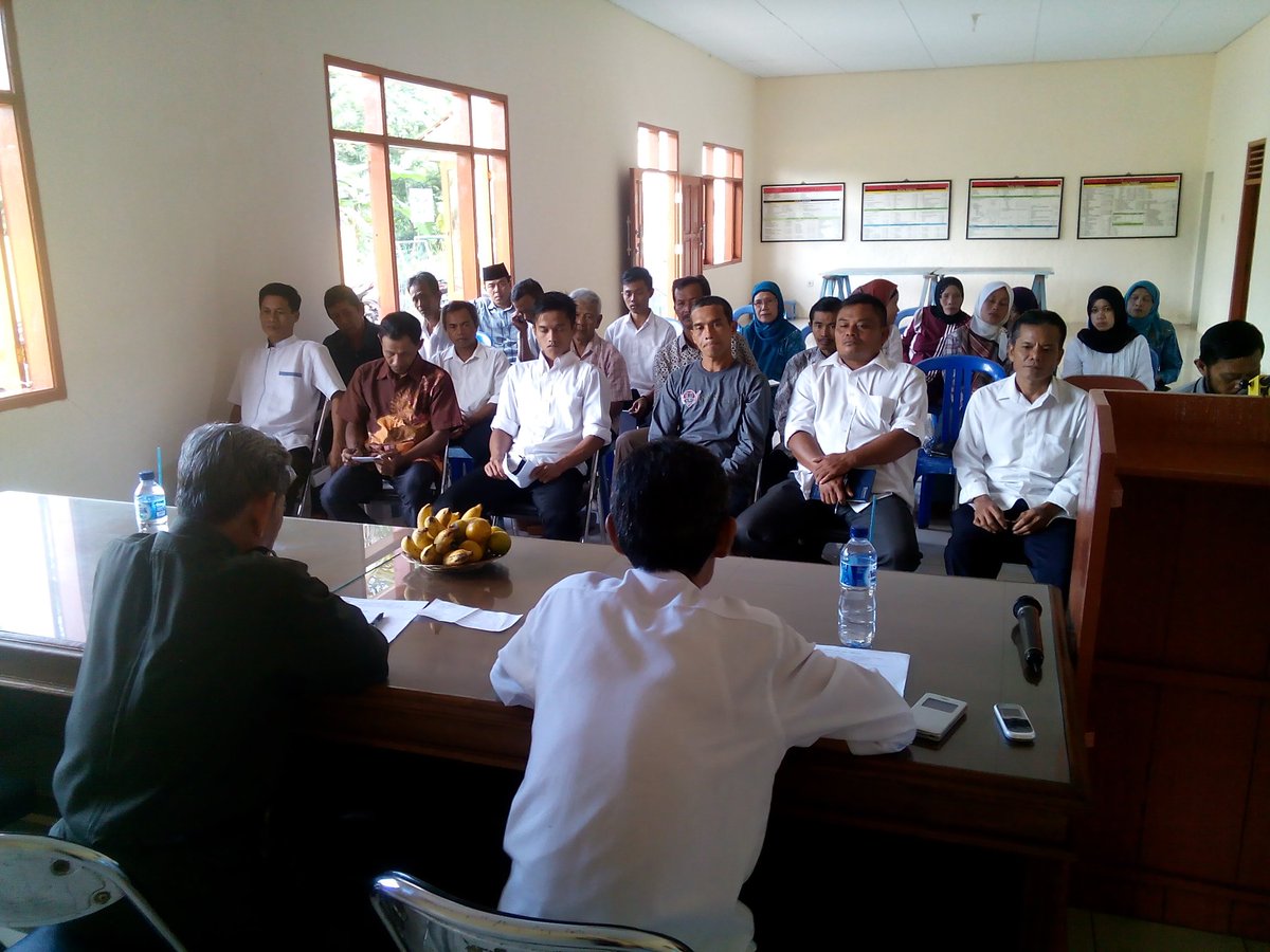 Ikut berbagi dlm pembinaan perangkat dan kelembagaan desa kersagalih jatiwaras <a href="/imeilandi/">Irman Meilandi</a> <a href="/ibnutaufan/">ibnutaufan</a> <a href="/undpw/">uun untamiharja</a>