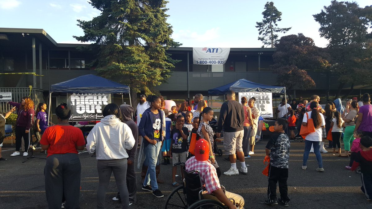 Lakewood (WA) Police (LakewoodPD) Twitter