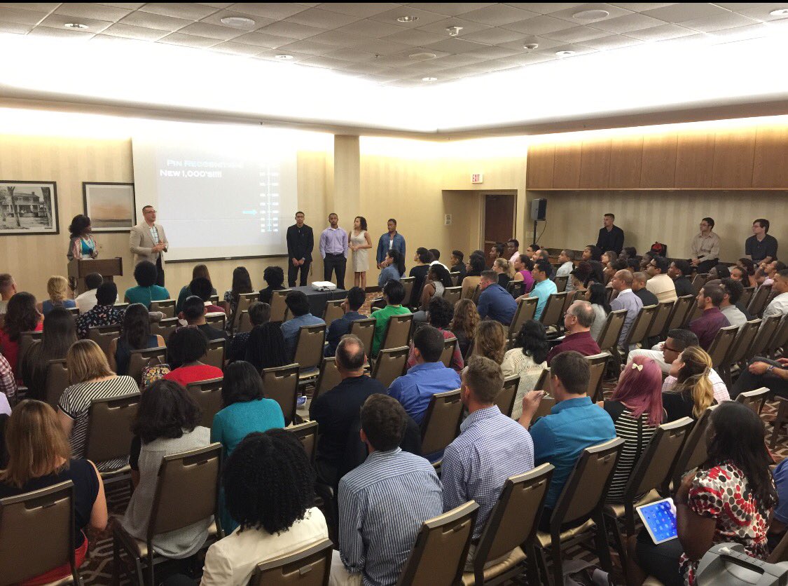 JamieGuerra's tweet photo. Another record nite @novainfosession ! 117 IBO's &amp; 93 guests! Pin Recognition was off the hook! @mg1vision https://t.co/r3pwTim0om