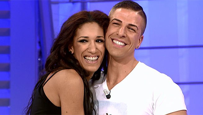 diezminutosTV's tweet photo. Hace 1 año,@labragandiash describía su chica ideal en #myhyv. Y eligió a Ana #FinalLabrador https://t.co/NUQyHYiHnb https://t.co/HX4oxwEXxg