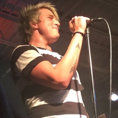 nothnglikerain's tweet photo. RT IF YOURE PROUD OF HIM 
#NobodiesGiveBack 
@DaltonRapattoni https://t.co/NuKZusV9aA