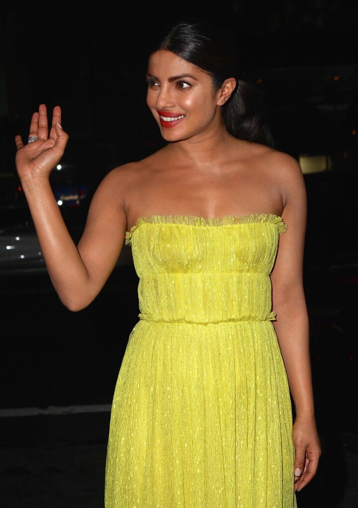 PriyankasFans's tweet photo. Stunning @priyankachopra at #ACEAwards! 💛😍 https://t.co/v1CIHT3SlN