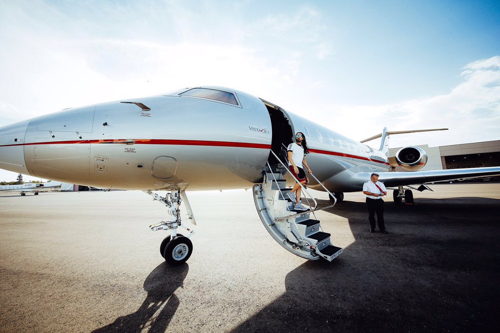 This is a big one!! #aokijet #global6000 https://t.co/1n5bAGO31R