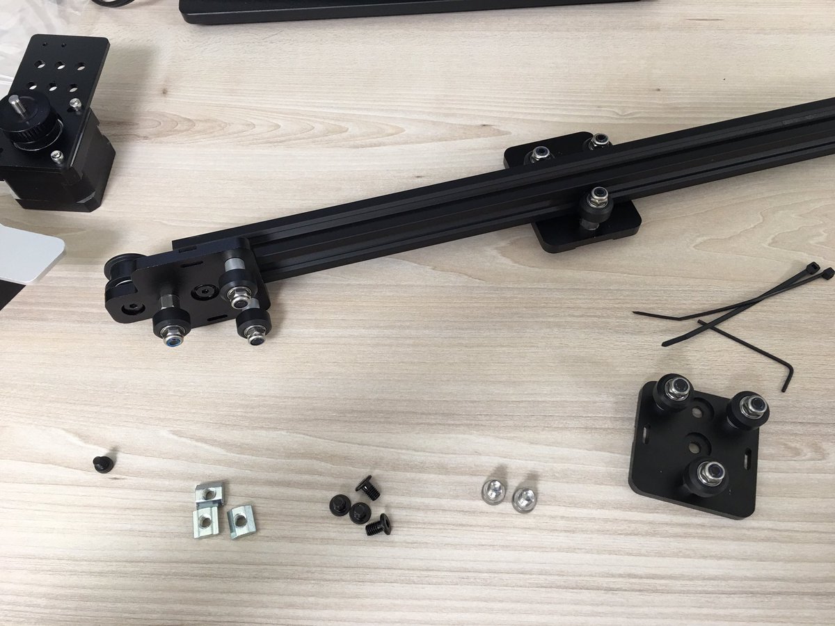 umiryu's tweet photo. 昨晩はSmart Laser miniが届いたので組み立て #SmartLaserMini https://t.co/cM26SfFHRN