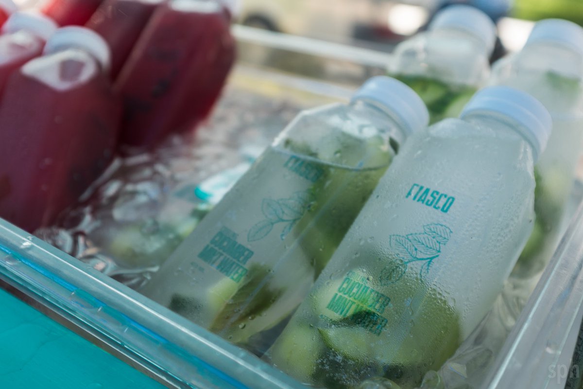 hanlsp's tweet photo. and it is for hot summer days that cold drinks were made #cfmf16 @philandseb @crujuice @fiascogelato https://t.co/GX2hzUdQja
