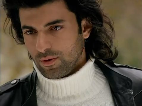 tina7408's tweet photo. Que debo hacer si mi devoción por ti es mas grande que el amor por mi..@Artistanbul1 https://t.co/GYJDo3QYvo