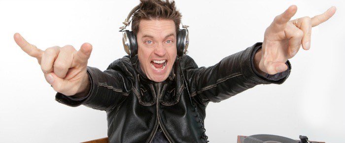 NunziaInsanity's tweet image. Join the #FriendsofInsanity #InASnap who listen to Sonsofinsanitymusic.com #Link #Listen &amp;amp; #Buy #OriginalRock w/Buzz