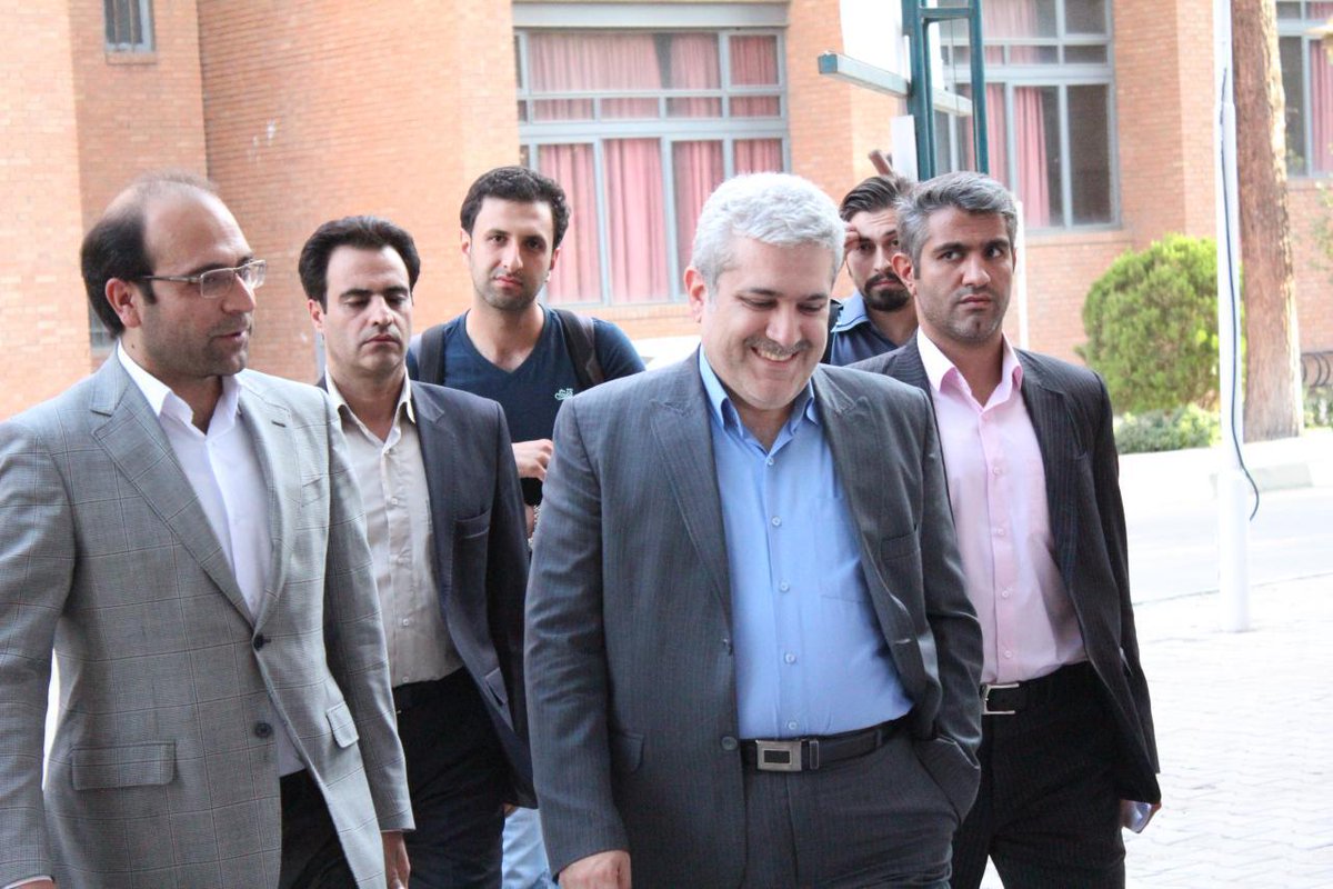 Sharif_Acc's tweet photo. #بازدید جناب آقای دکتر ستاری، معاونت محترم علمی و فناوری ریاست جمهوری از رویداد #استارتاپ_تریگر
#startuptrigger https://t.co/o1zD4WPrPR