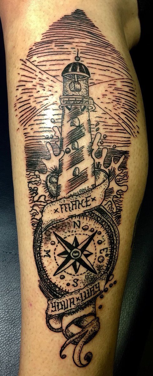 FxTxWx_13's tweet photo. #lighthouse #tattoo #INK2016 #tattootuesday #getsomeink https://t.co/eb6IZ9biab
