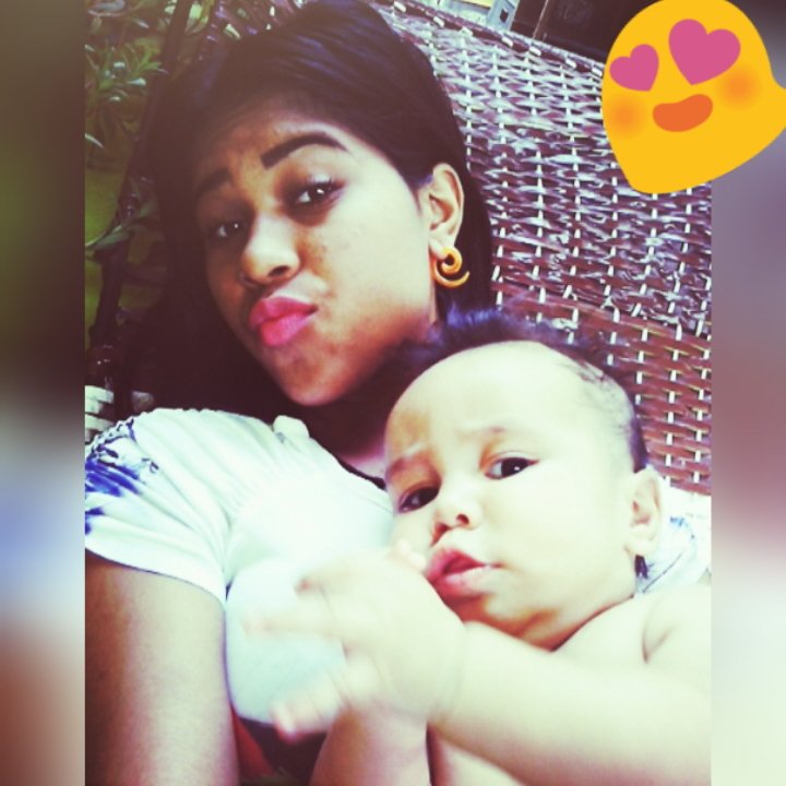 DLRP11's tweet photo. Mi Príncipe azul llego a mi vida<3 TeamoMiMol☺ https://t.co/3VRRXaIZQz