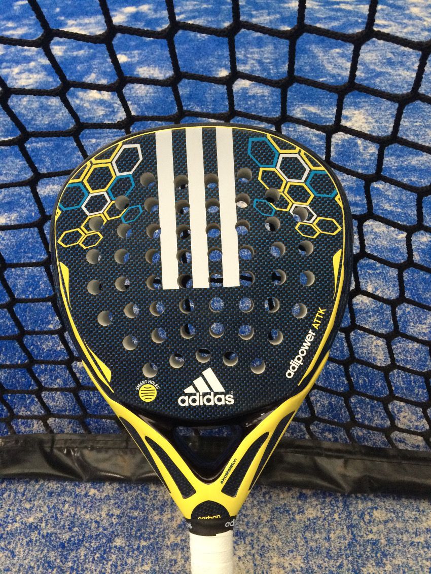 paddelea's tweet photo. Potencia bajo control con la #AdipowerAttack 2016 de @adidas_padel https://t.co/MmUQgoHTQs Puntuación: 9! 👌👏 #Review https://t.co/LHw4GFz1mJ