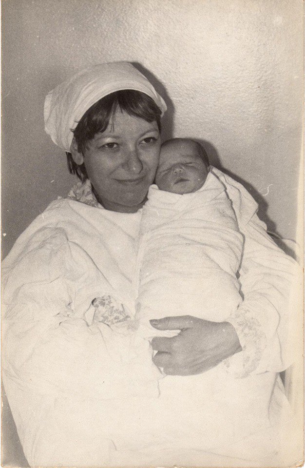 alma_andr's tweet photo. Ce am invatat de cand am pierdut-o pe mama https://t.co/RAm3oPIPLN https://t.co/XCBKxwUEBO
