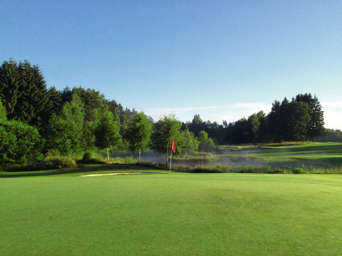 golfmonachus's tweet photo. Léto plné golfu v @golfmonachus pokračuje. Speciální cena flatju nebo zvýhodněné fee po 14:00. https://t.co/pSthKXob6h