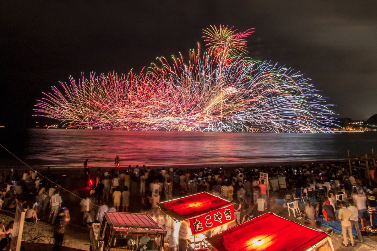 O Xrhsths たたくく Sto Twitter 今年撮った花火 備忘録 4 9 熱海海上花火大会 砂浜と親水公園の境 7 鎌倉 花火大会 材木座海水浴場 7 23 足立の花火 荒川西新井橋緑地 7 26 葛飾納涼花火大会 矢切の渡し付近