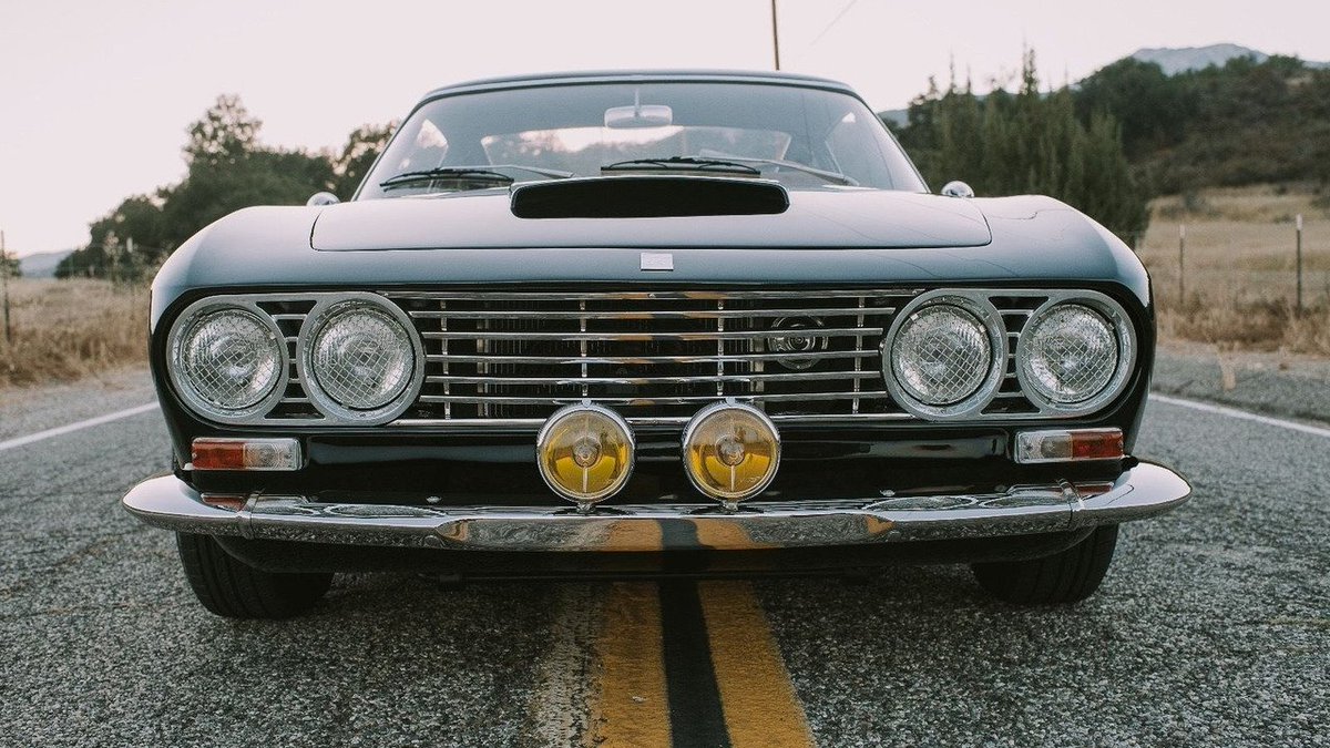 CAScarsandstuff's tweet photo. OSI 20M TS GT! #OSI #classicitaliancars #italiancars #forgottencars #rarecars #rareitaliancars #beautifulcars https://t.co/fprj1FOT46