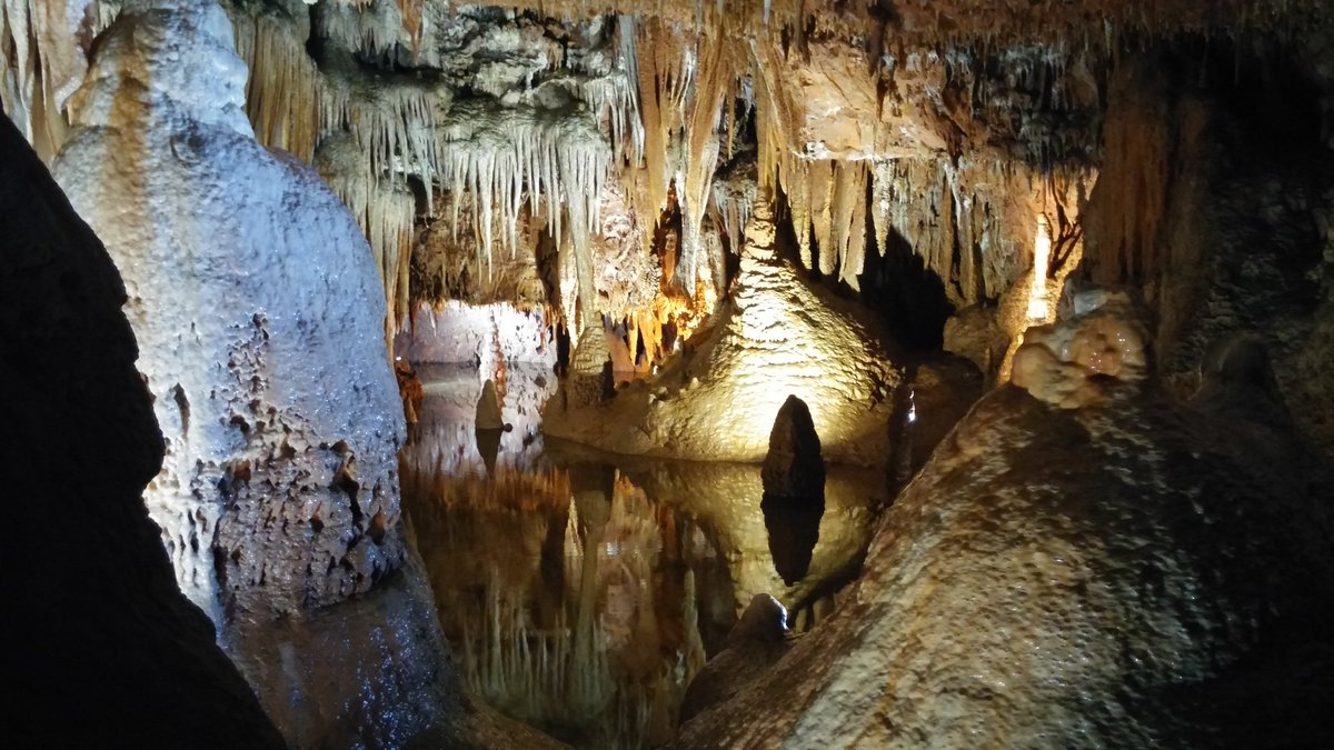 infiresbitcheu's tweet photo. Baredine cave #Croatia #croatia2016. #baredine https://t.co/OawEea5X8X