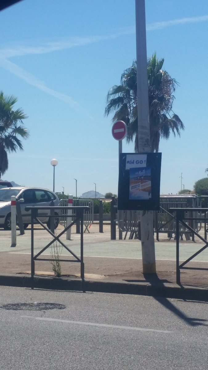 Moski1899's tweet photo. La bises salope . #MldGO #MLDfuera #Mldcassetoi https://t.co/nTmzpe7j6T