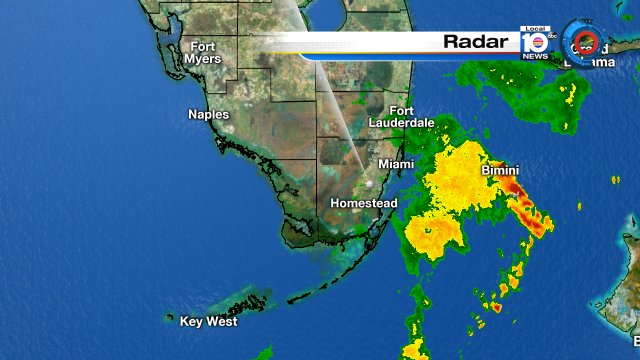 Grab the rain gear, it's a soggy start for South Florida & expect more rain today! #rain #Flwx https://t.co/rpERwDD8Th