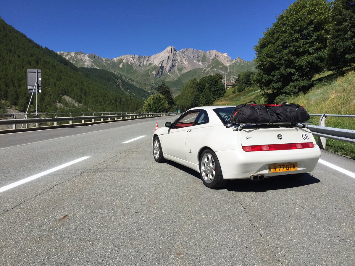 yellobeard's tweet photo. St. Bernard Italy #alfaromeo https://t.co/EqLEiAbiEP